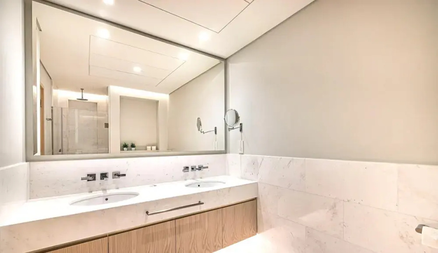 Luxurious studio in St Regis Palm View