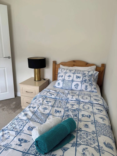 Comfortable 5 - Guest Abode - In Quiet Village