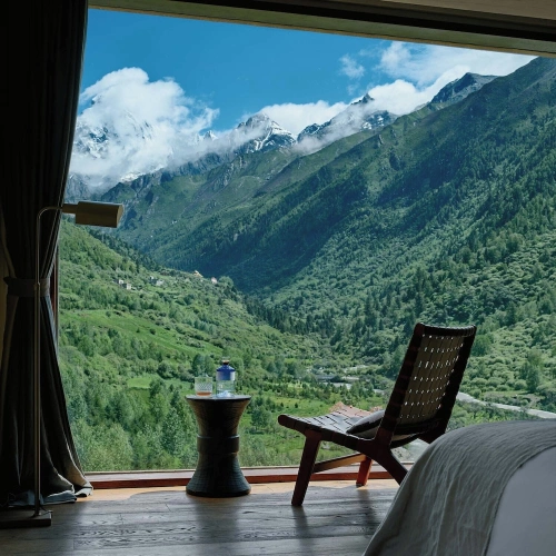 Standard Twin room with balcony and with mountain view
