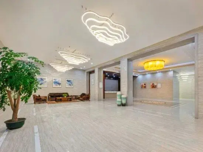 Ruixia Business Hotel