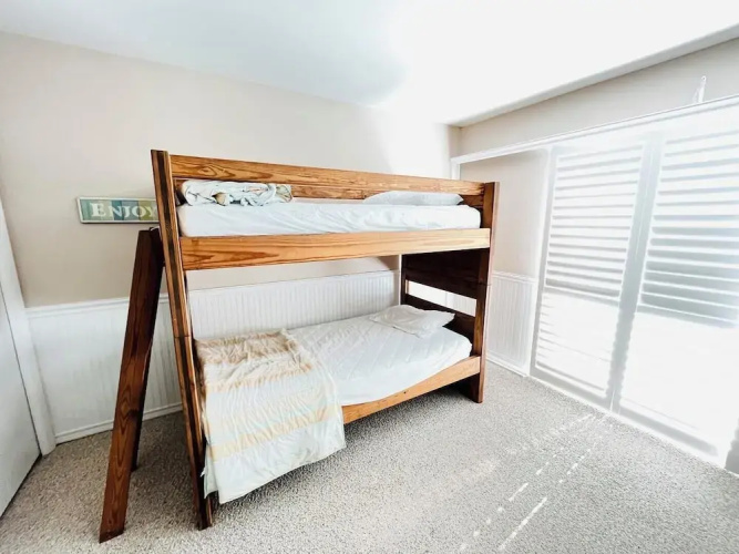 Ocean Pointe 10