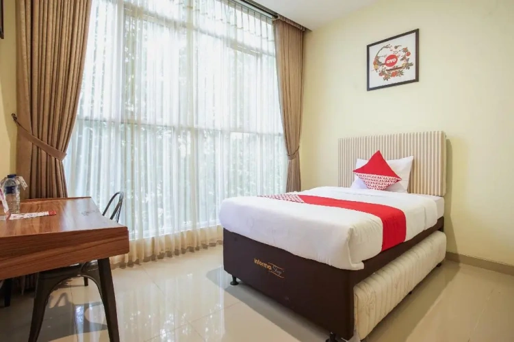 Deluxe Single room