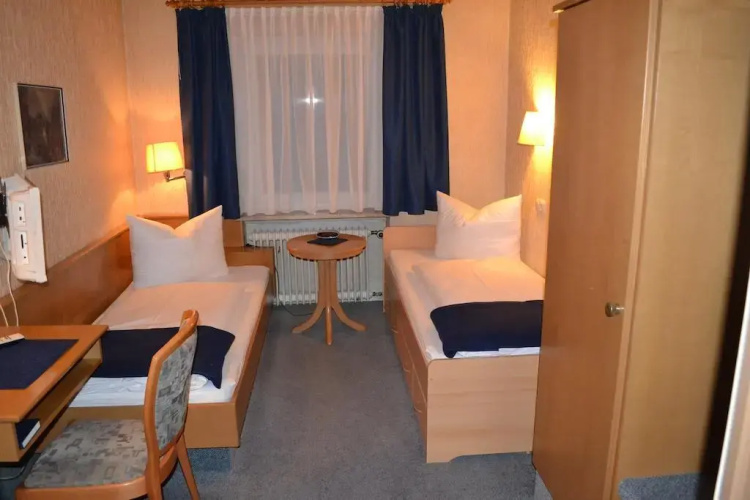 Hotel Walfisch
