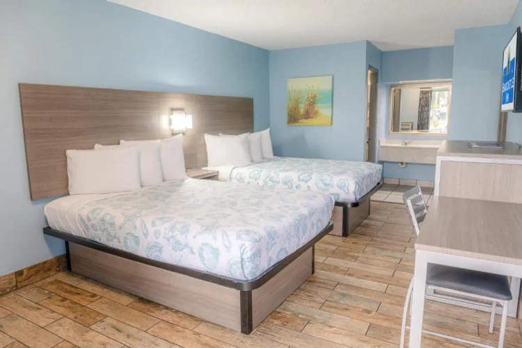 Standard Quadruple room