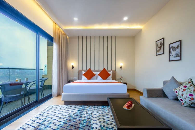 Premier room