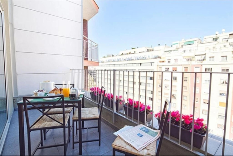 Charmsuites Nou Rambla