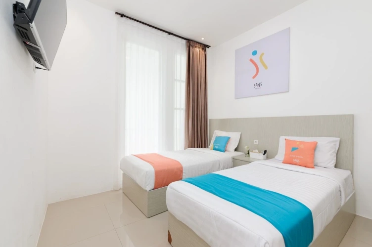 Standard Twin room
