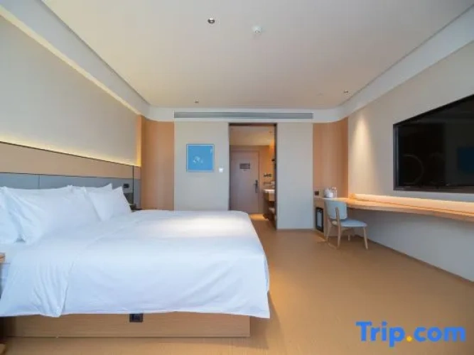 Standard Double room with view