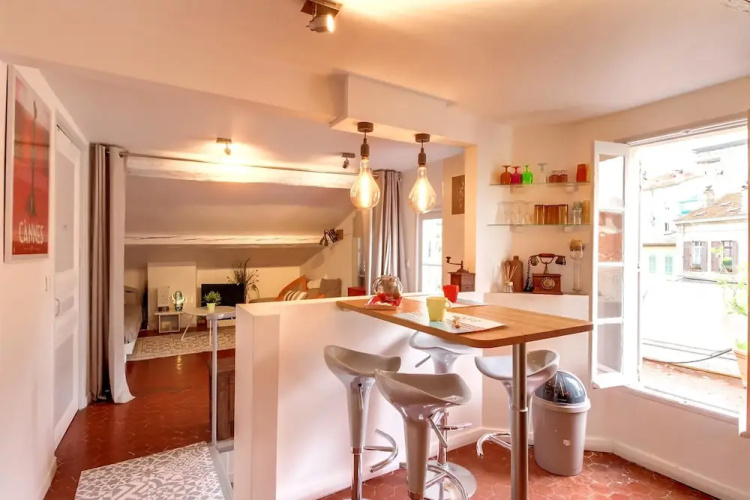 3 meynadier Apartment 1