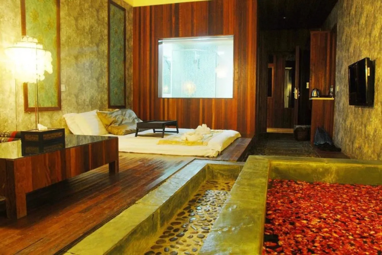Jadeite Resort