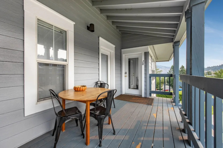 28 Lodge 1 Bedroom Condo by RedAwning