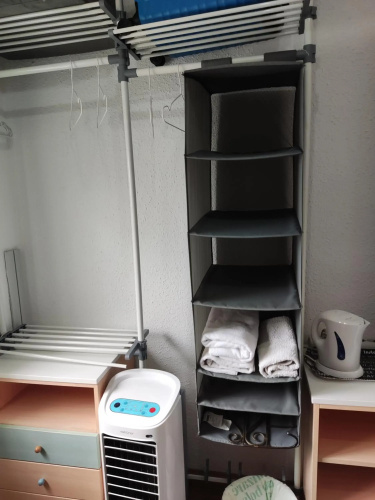 CAJA MAGICA Privada baño compartido
