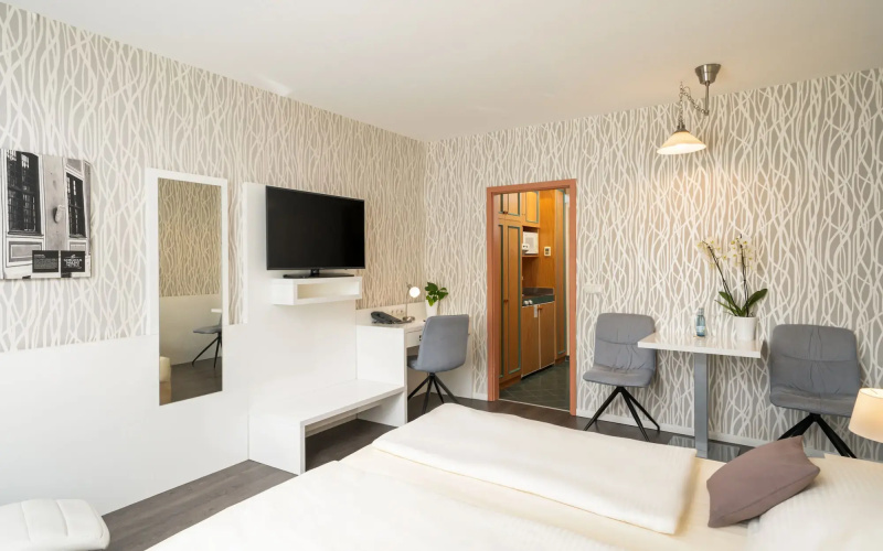 QU Hotel, Trademark Collection by Wyndham