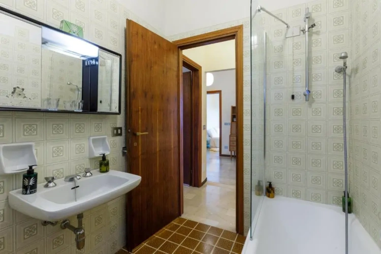 Standard Double room with lake view