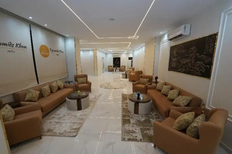 Pyramids Khan Hotel