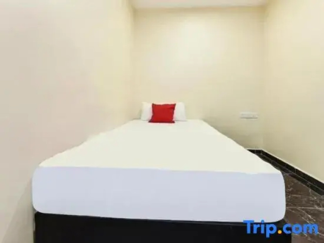 Th Hotel