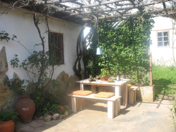 2 Bedrooms Cottage