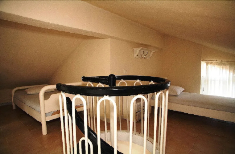 Aris Villas