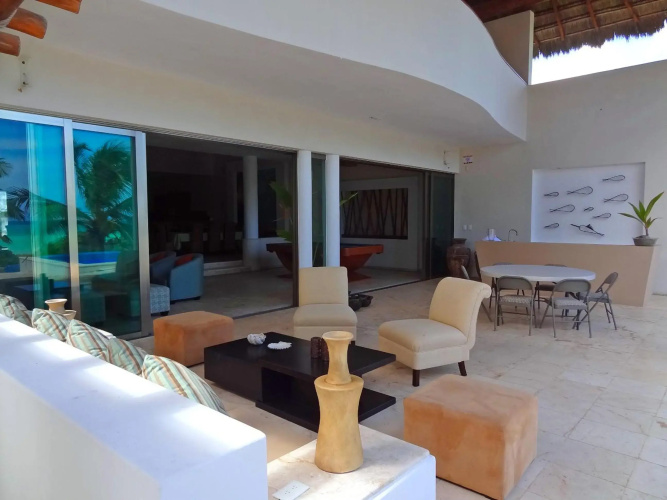 Lemnus Luxury villa walking distance to Chicxulub