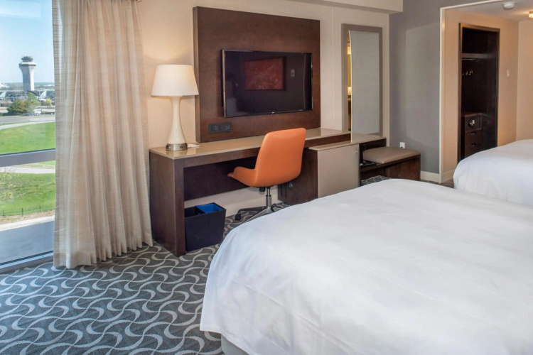 Marriott St. Louis Airport photo 8