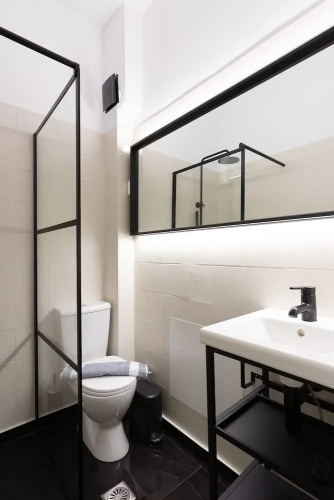 Astra Beach Studio 5