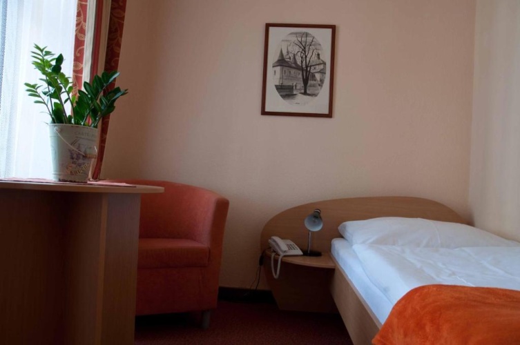 Standard Single room