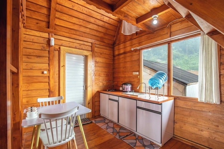 Standard Family room with mountain view