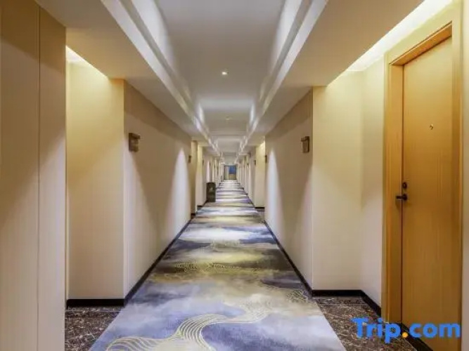 Heyue Hotel