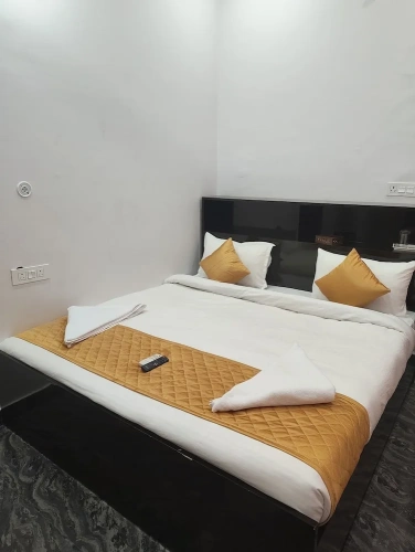 Standard Double room with city view
