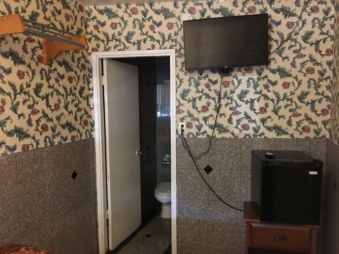 Hollywood 7 Star Motel