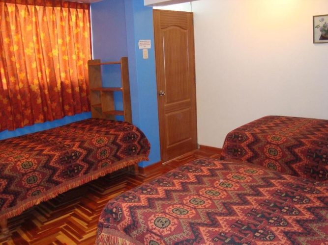 Standard Triple room