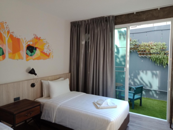Standard Twin room
