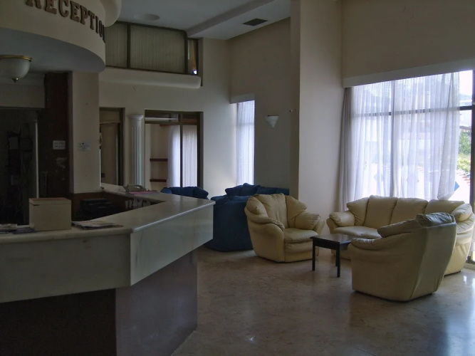 Minay Hotel