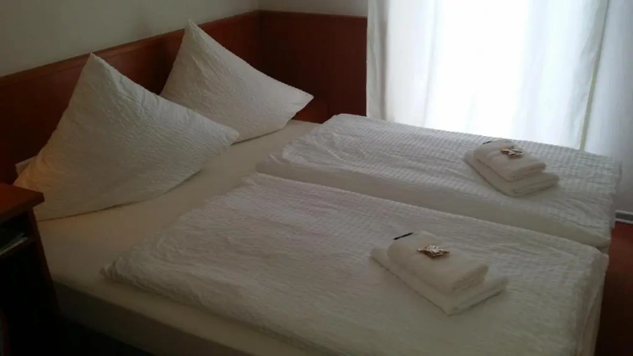 Economy Double room with view