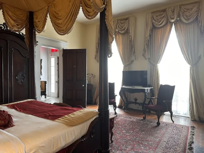 Double Suite