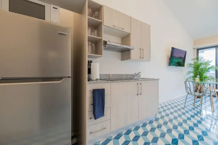 w Stylish Loft in Santa Ana