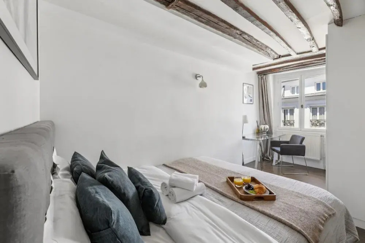 Cozy 2BR Near Parc Monceau & Opera