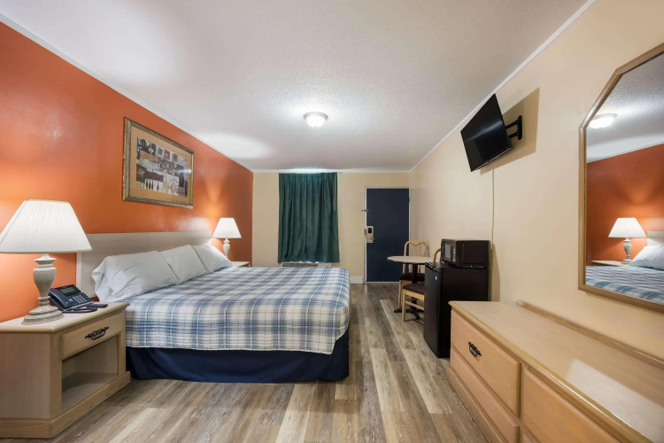 Rodeway Inn Cecil