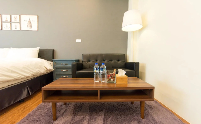  财富酒店外景图