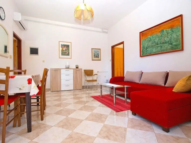 Apartment 539