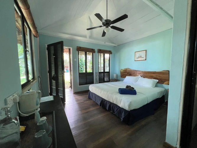 Deluxe Double room with balcony and with garden view