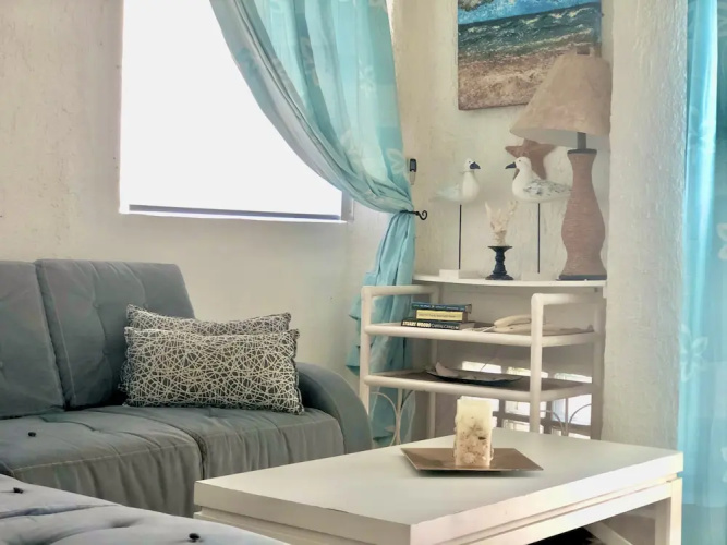 Sea View, Lovely Cozy Apartment