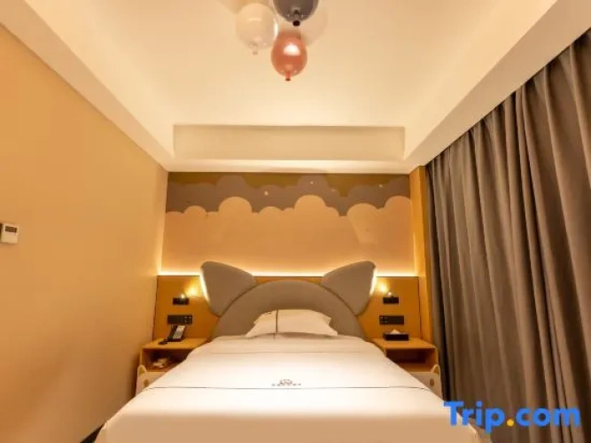 Deluxe Family Suite