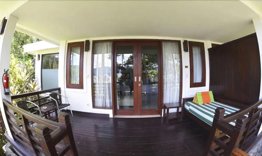 Nusa Nalan Beach Resort