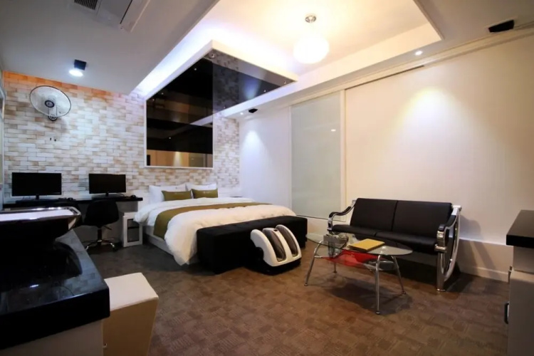 Busan Oncheonjang G and G