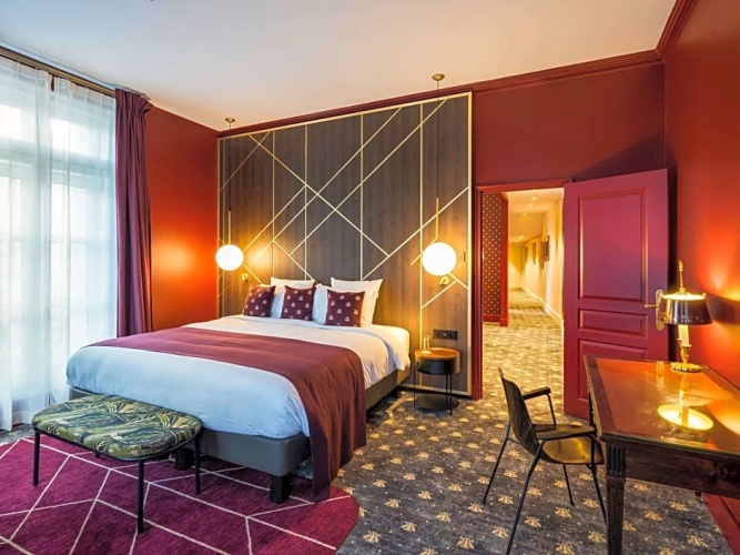 Classic Double room with view