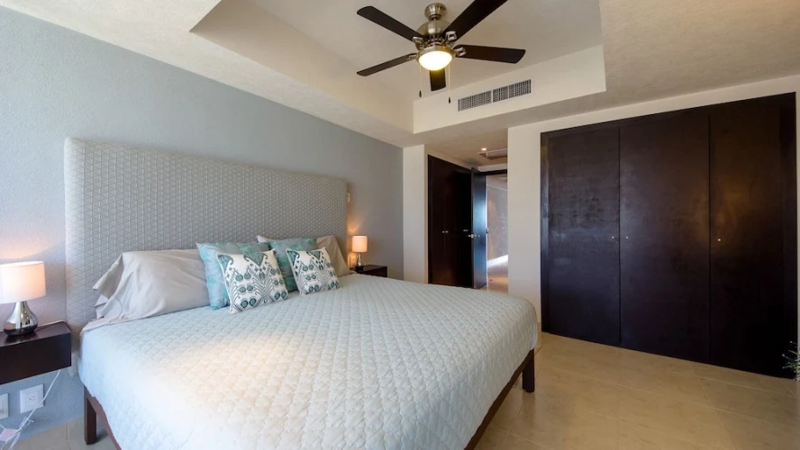 Grand room
