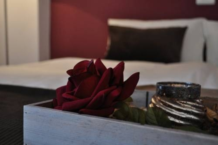Seven Hostal & Spa
