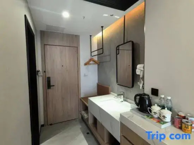 Yahao Hotel