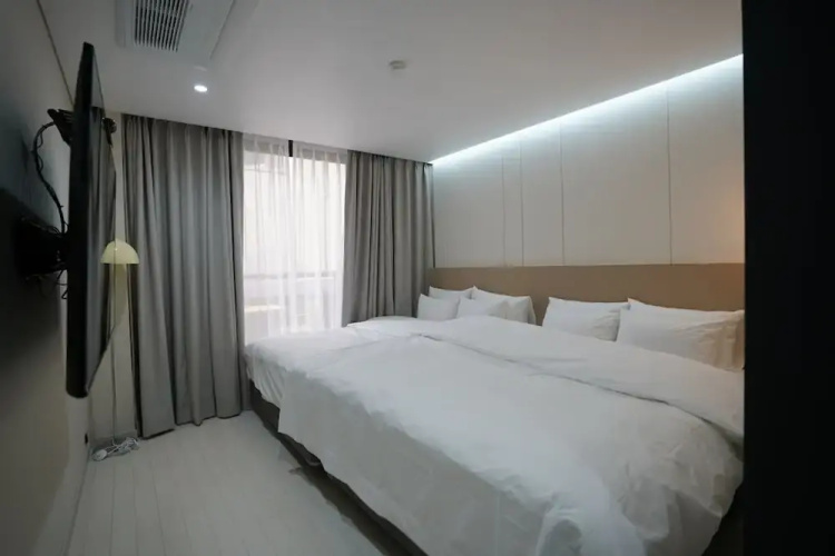Hotel Grand Paris